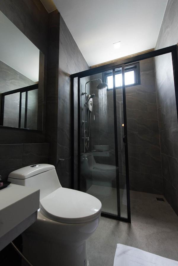 Qlosest Hotel 呵叻 外观 照片